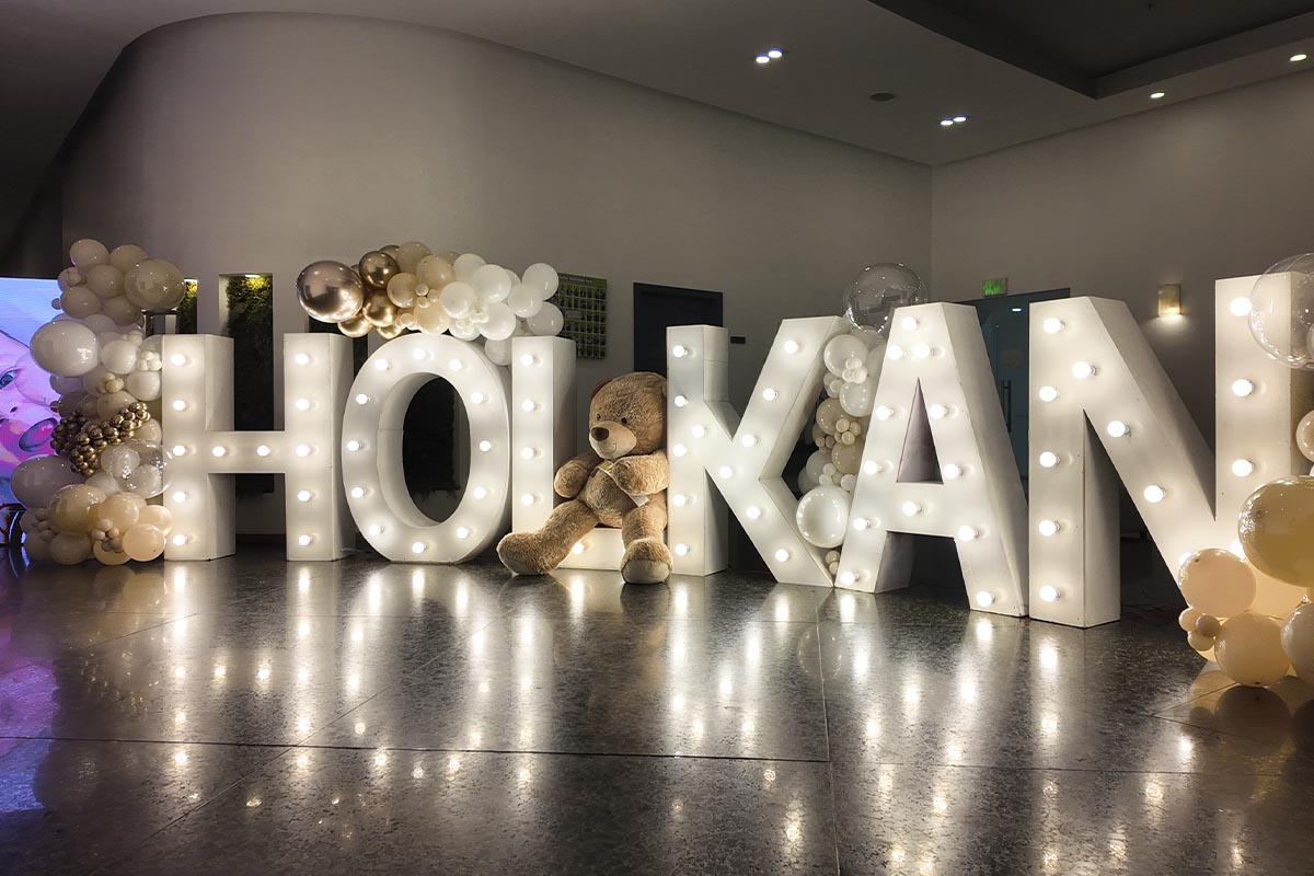 Entrada decorada para eventos infantiles en Durango