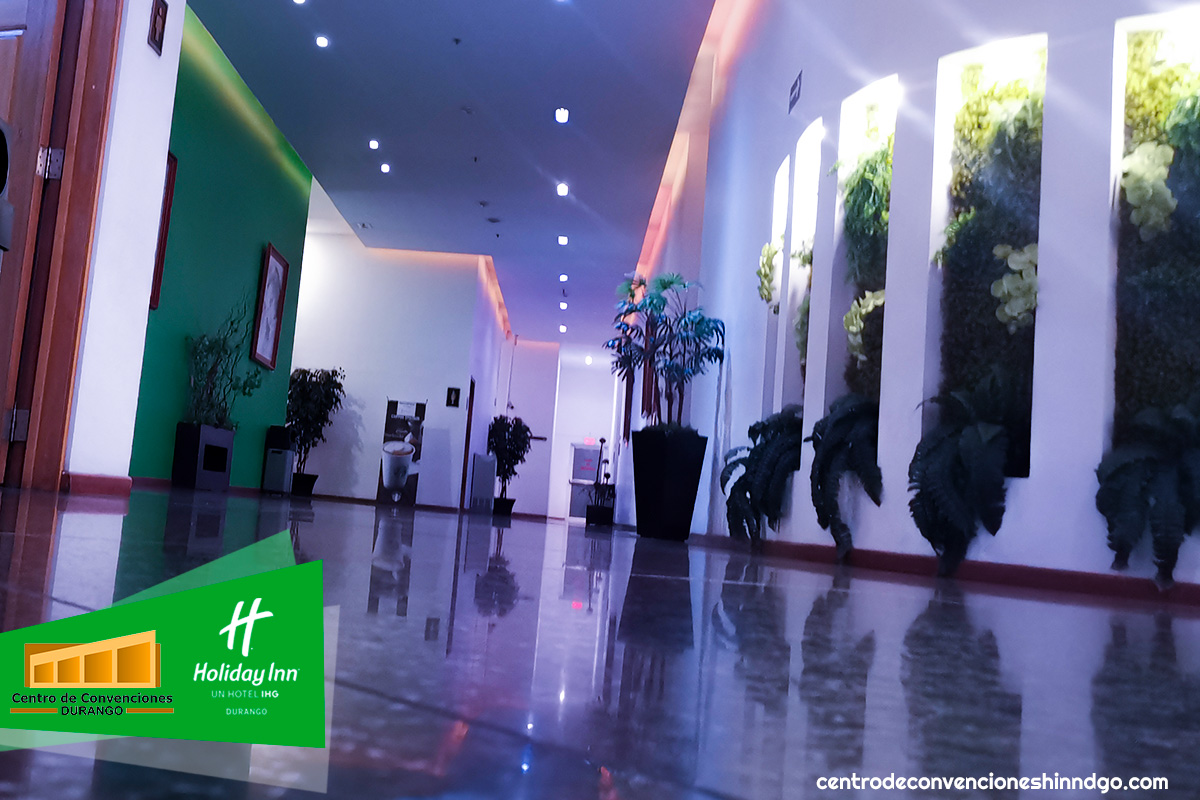 Centro de Convenciones Holiday Inn - Graduaciones